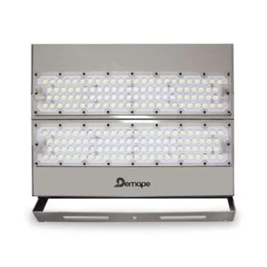 Refletores padão FIFA para grandes eventos esportivos e também linha para beach tenis, arenas esportivas